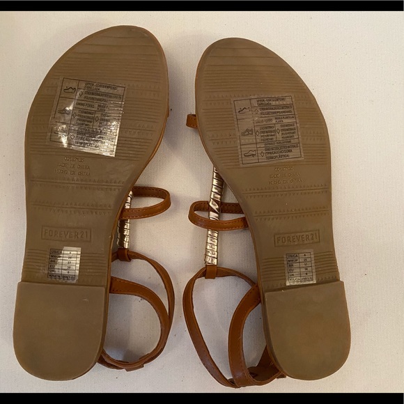 Forever 21 METALLIC FAUX LEATHER SANDALS - Size 8 - Picture 7 of 7